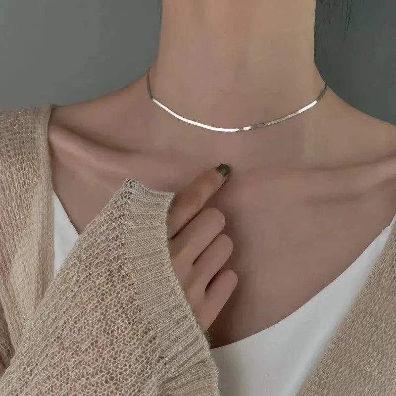 Schlichtes Schlangenketten-Choker-Collier für elegante Looks