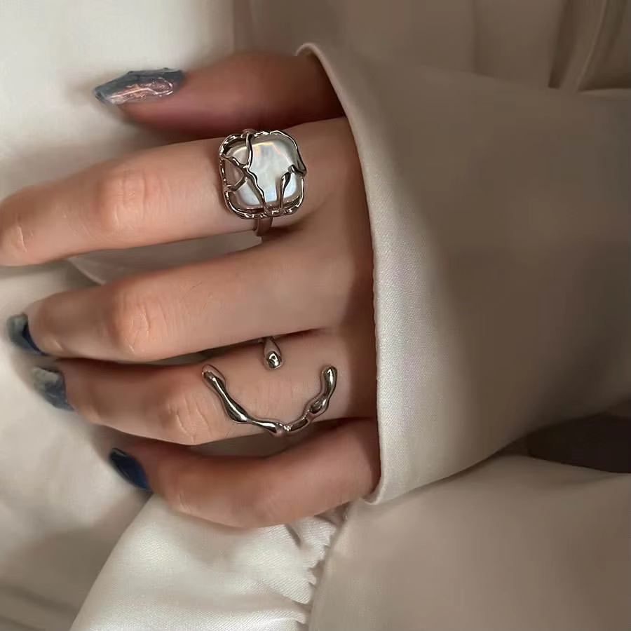 Vintage-Edelstahlring mit natürlicher Perle