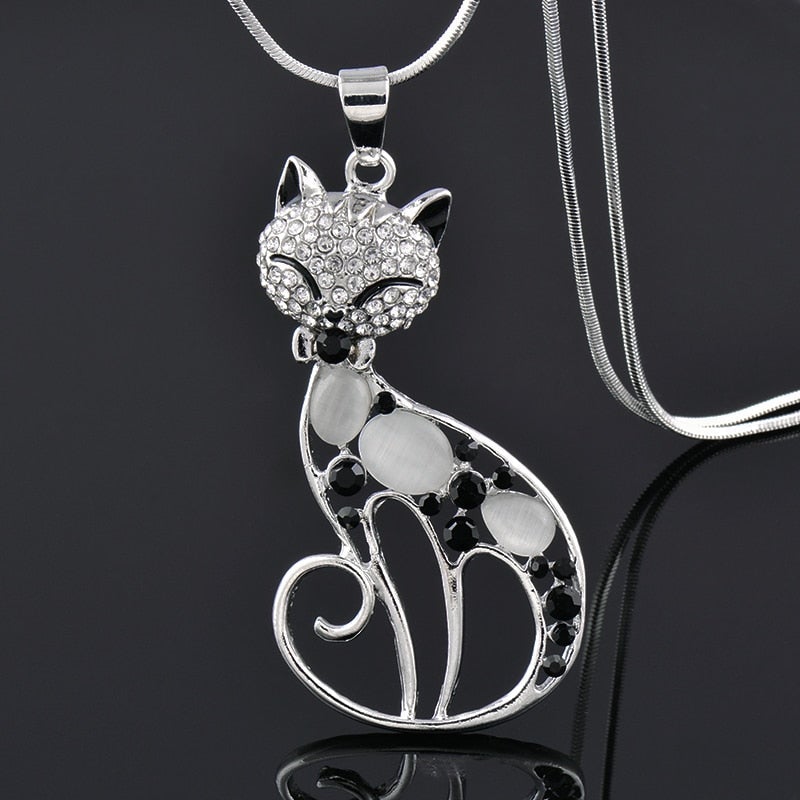 Elegante Strass Katze Kette mit Opal Schmuck Anhänger