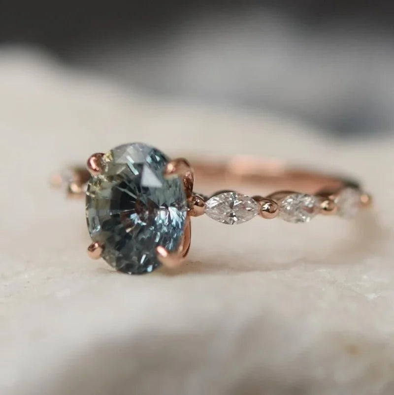 Naturopalgrüner Ring