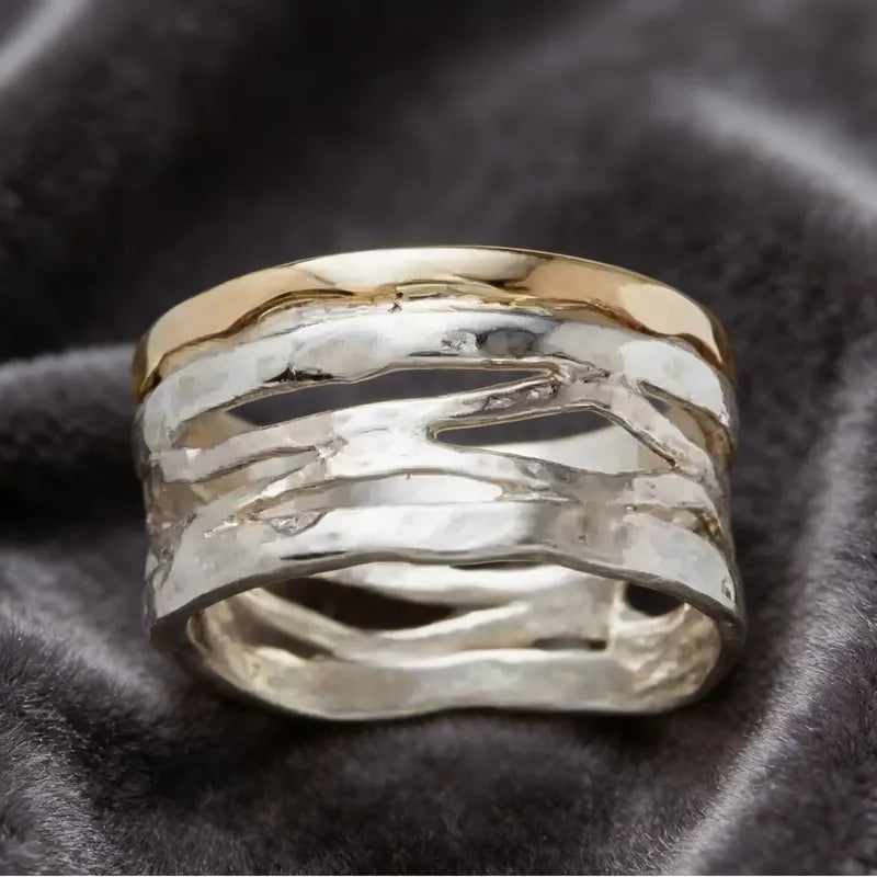 Vintage-Ring mit wellenförmigem Mehrband-Design