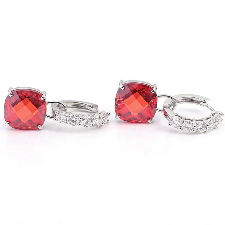 Funkelnde Rubin-Cushion-Ohrringe mit Zirkonia im Diamant-Look
