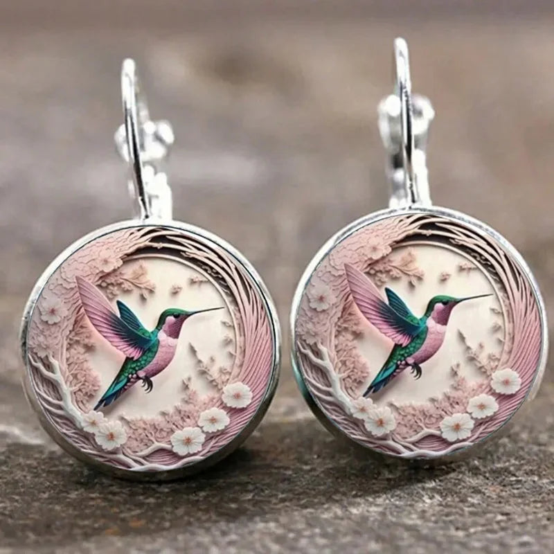 Farbenfrohe Kolibri Schmuckset: Halskette und Ohrringe im Glasdesign