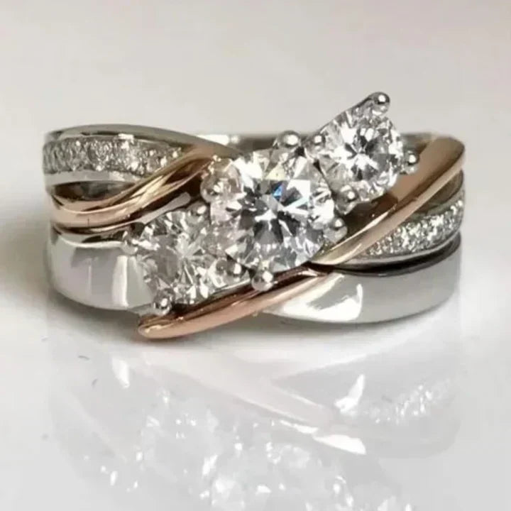 Vintage-Ring aus Gold und Silber mit Zirkonia