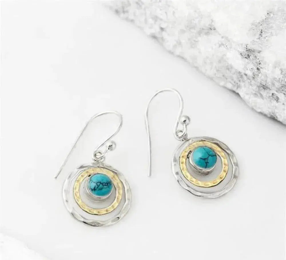 Boho Türkis Ohrringe mit konzentrischen Kreisen und gehämmerter Textur