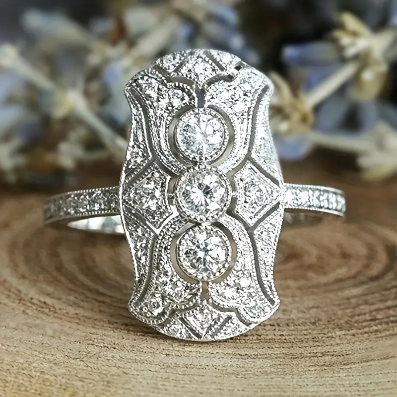 Glänzender Vintage-Ring