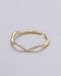 Edelstahlring mit Wellendesign