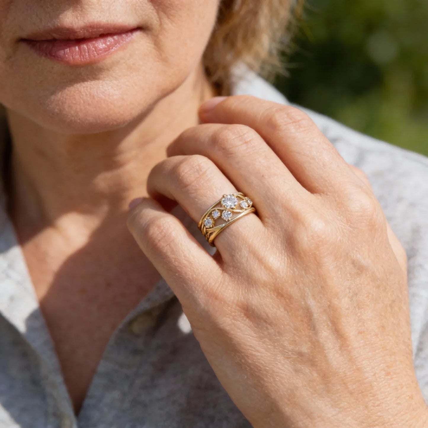 Vergoldeter Ring mit Zirkonia