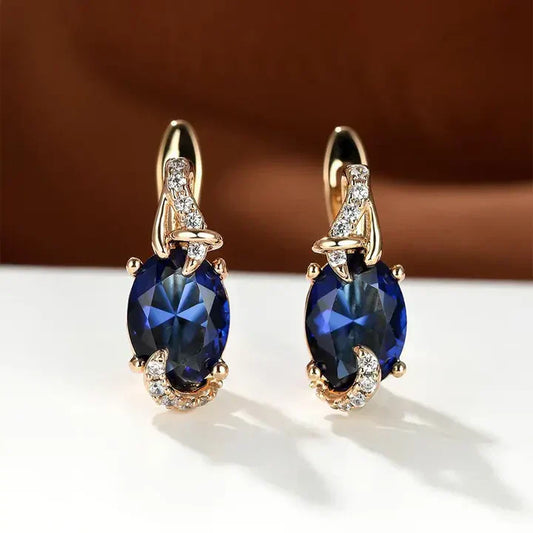 Elegante Saphirblaue Ohrringe mit glitzernden Zirkonia-Akzenten