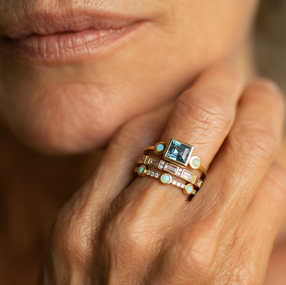Set Vintage-Ringe mit blauen Kristallen