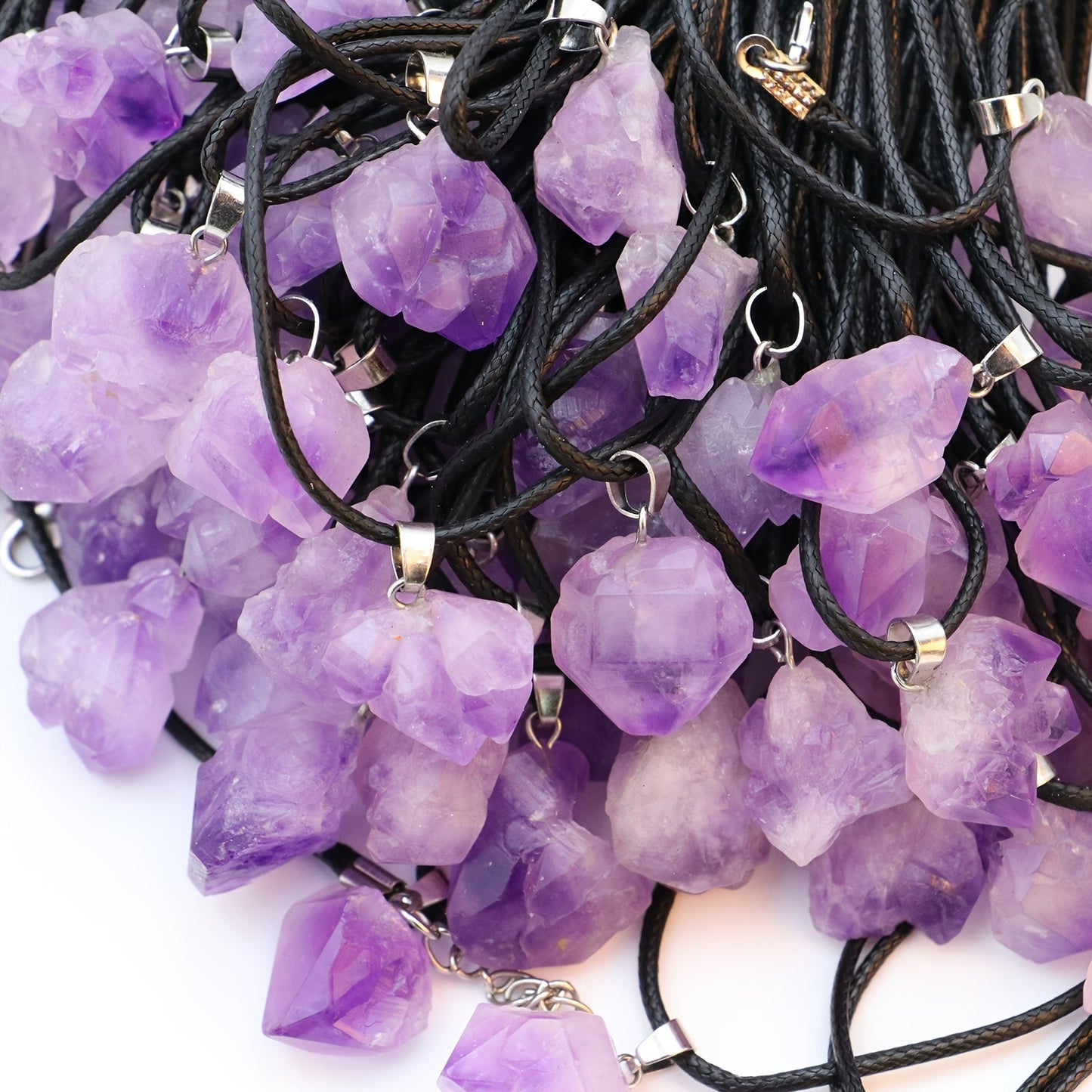 Natürlicher Amethyst Kristall Anhänger Halskette mit verstellbarem Lederband