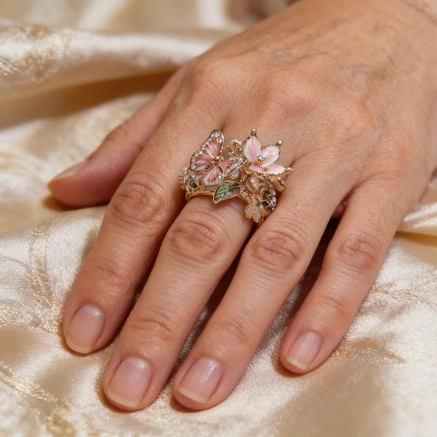 Schmetterlingsmoment – Rosé-Gold Ring mit Zirkonia