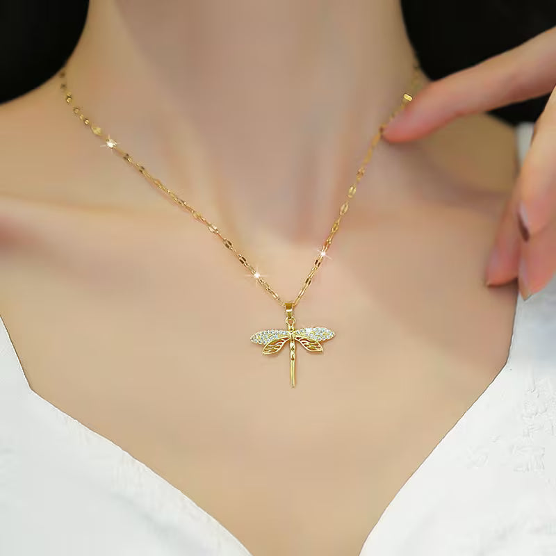 Fabienne | Goldene Libellenkette