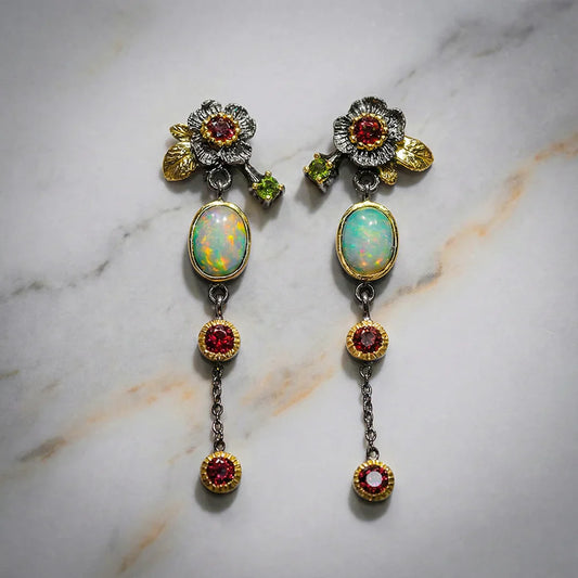 Boho-Chic Ohrhänger mit schimmerndem Opal und roten Zirkonia Steinen