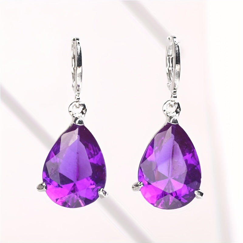 Elegante tropfenförmige Amethyst-Ohrringe mit Klappbügel-Verschluss