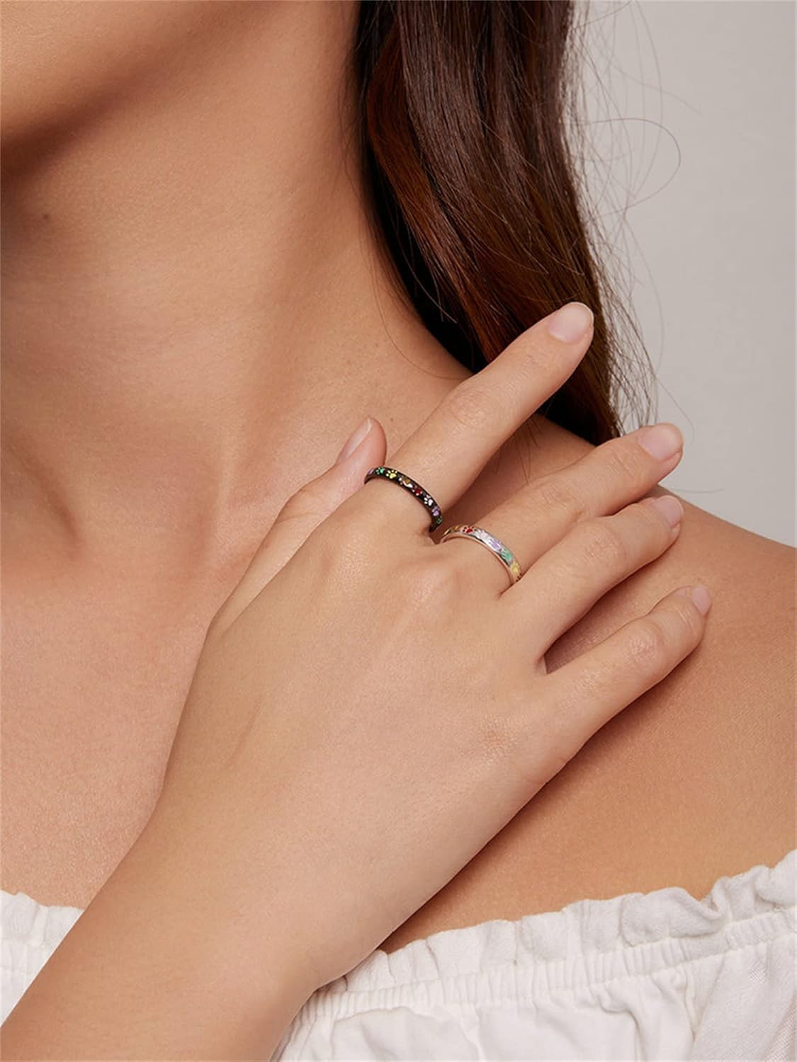 Ring aus Proof-Silber mit Pfotenzeichnung
