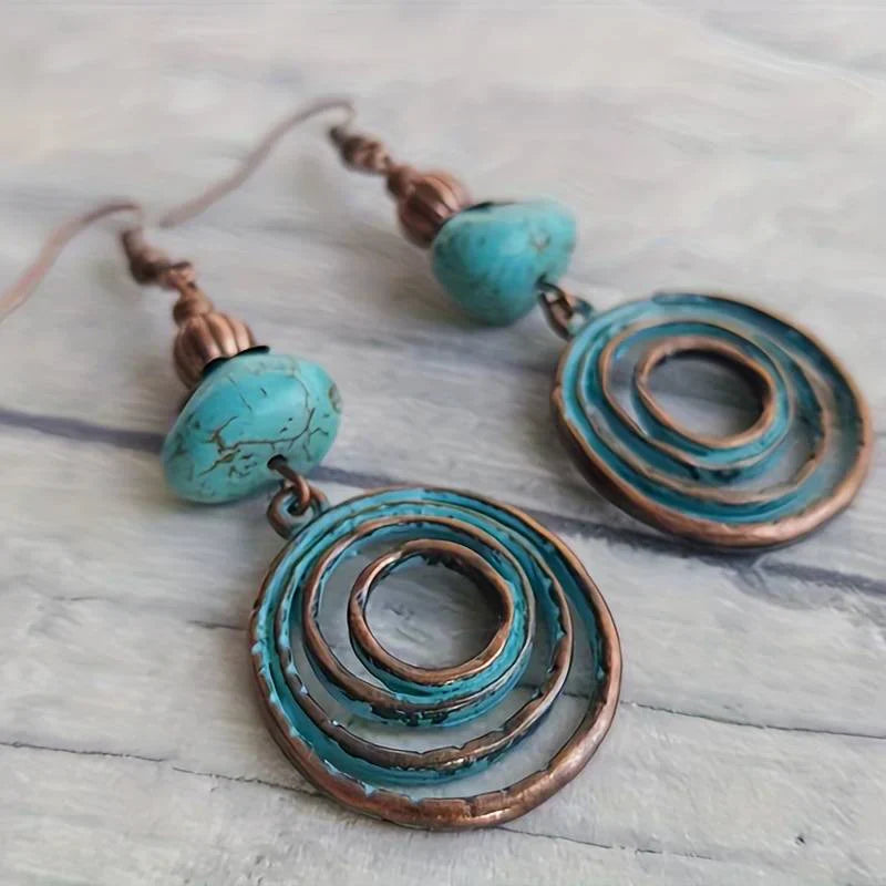 Boho Kupfer Spiralohrringe mit echtem Türkisstein