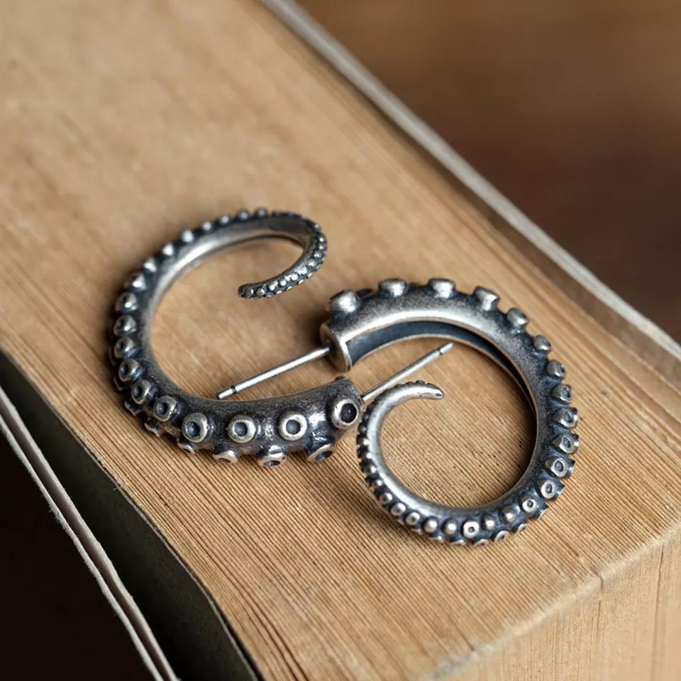 Ausdrucksstarke Kraken-Tentakel Ohrringe im Vintage-Stil