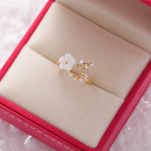 Verstellbarer Vintage-Ring mit Blatt