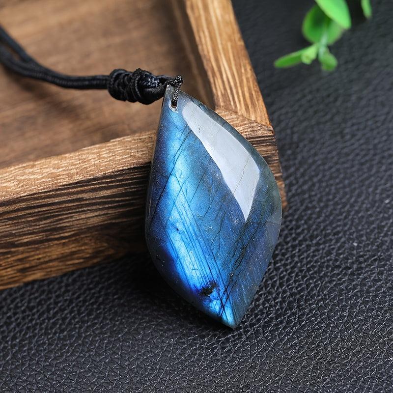 Natur Labradorit Anhänger Kette mit faszinierendem blauem Schimmer