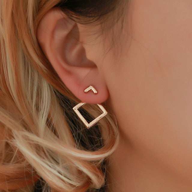Trendige geometrische Ohrstecker mit Quadrat und Pfeil Design