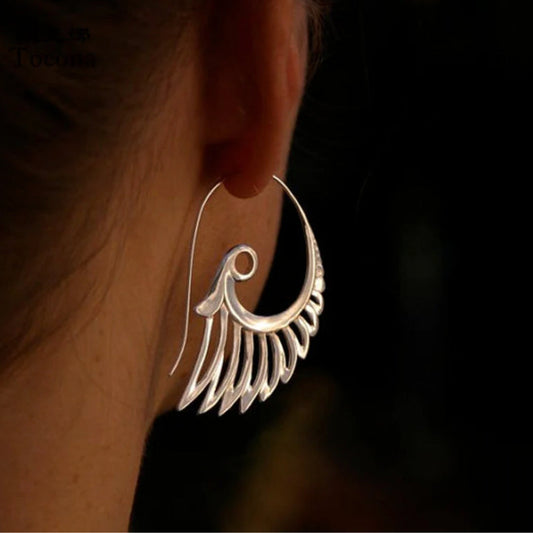 Elegante Flügel Ohrringe für einen federleichten Boho-Look