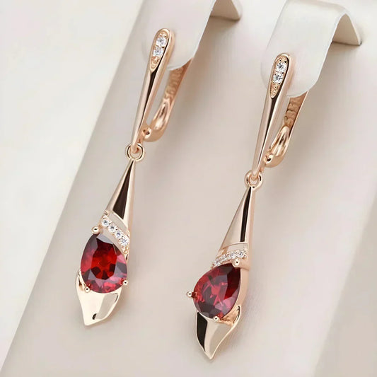 Elegante Ohrhänger mit roten Tropfenkristallen und Zirkonia Akzenten