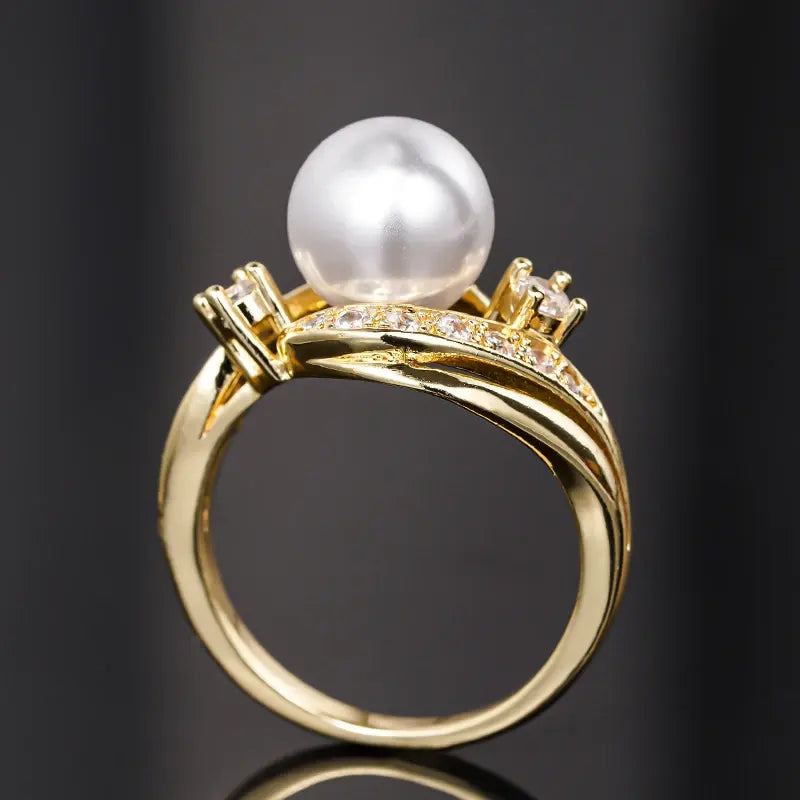 Vintage-Ring mit einer goldenen Perle in der Mitte