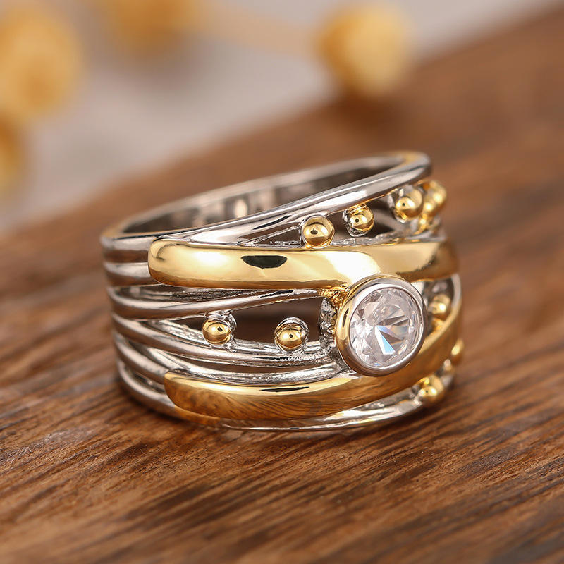 Vintage-Ring aus zweifarbigem Edelstahl mit Diamant in Rub-Over-Fassung