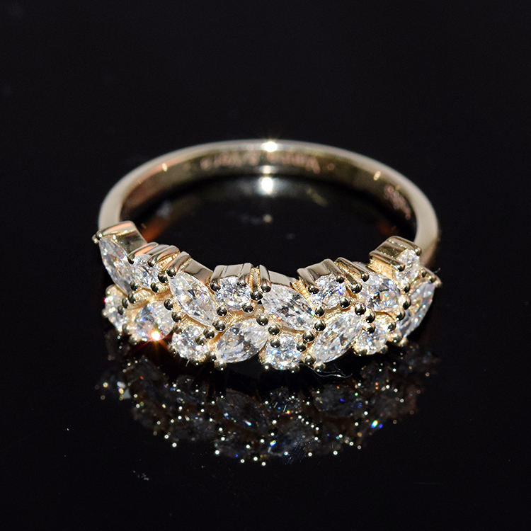 Vintage-Edelstahlring mit Zirkonia