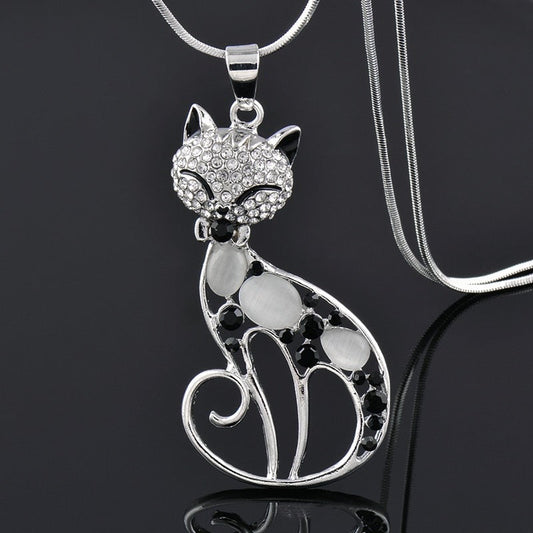 Elegante Strass Katze Kette mit Opal Schmuck Anhänger