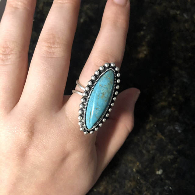 Edelstahlring mit türkisfarbenem Stein