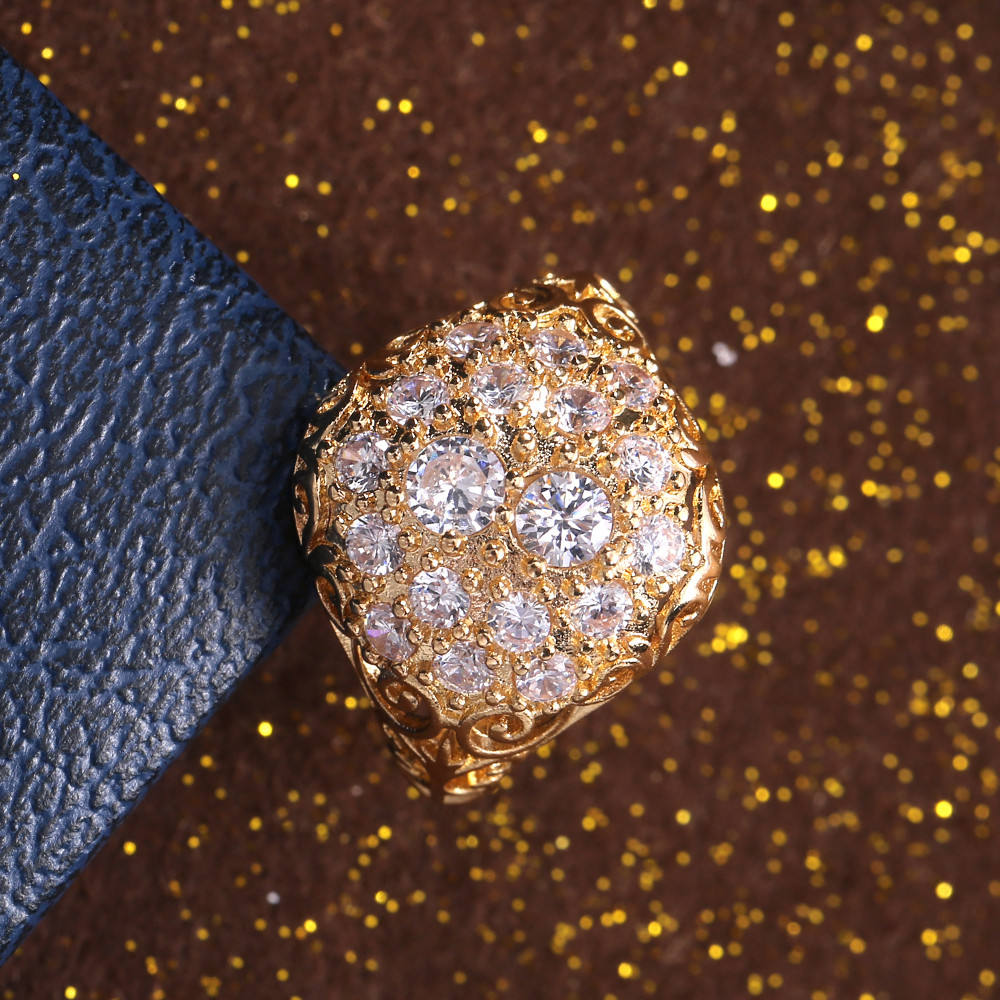 Vintage runder Goldring mit Diamanten