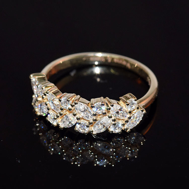 Vintage-Edelstahlring mit Zirkonia