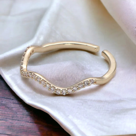 Edelstahlring mit Wellendesign