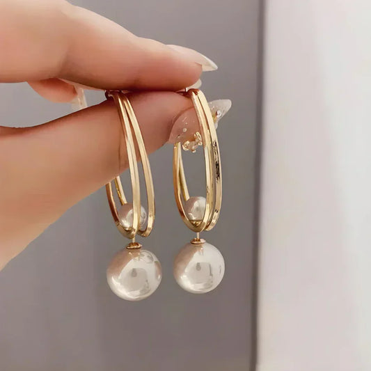 Elegante Perlen Ohrhänger mit doppelten Creolen für Damen