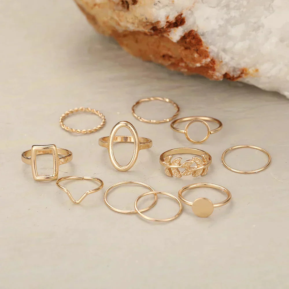 Set mit 11 Vintage-Ringen