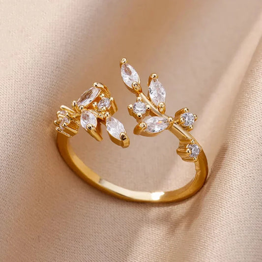 Ring mit Kristallblättern