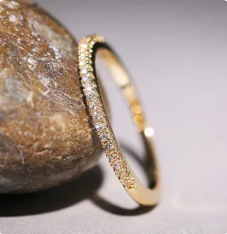 Marta-Ring mit Kristallen