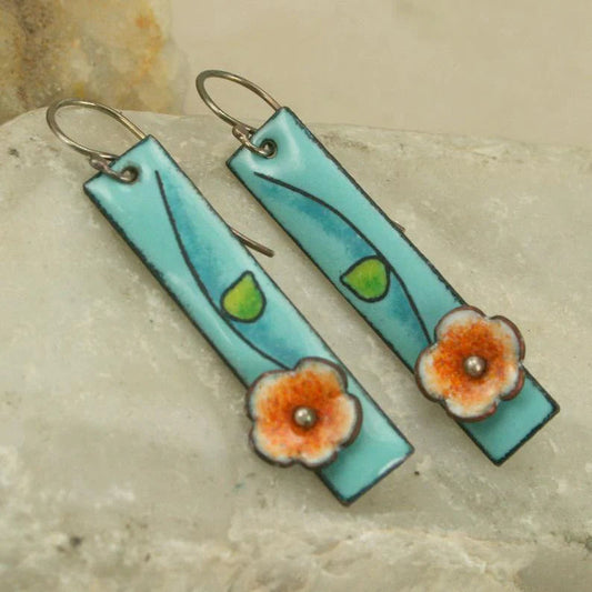 Türkise Emaille Blumen Ohrringe mit zarten Blättern