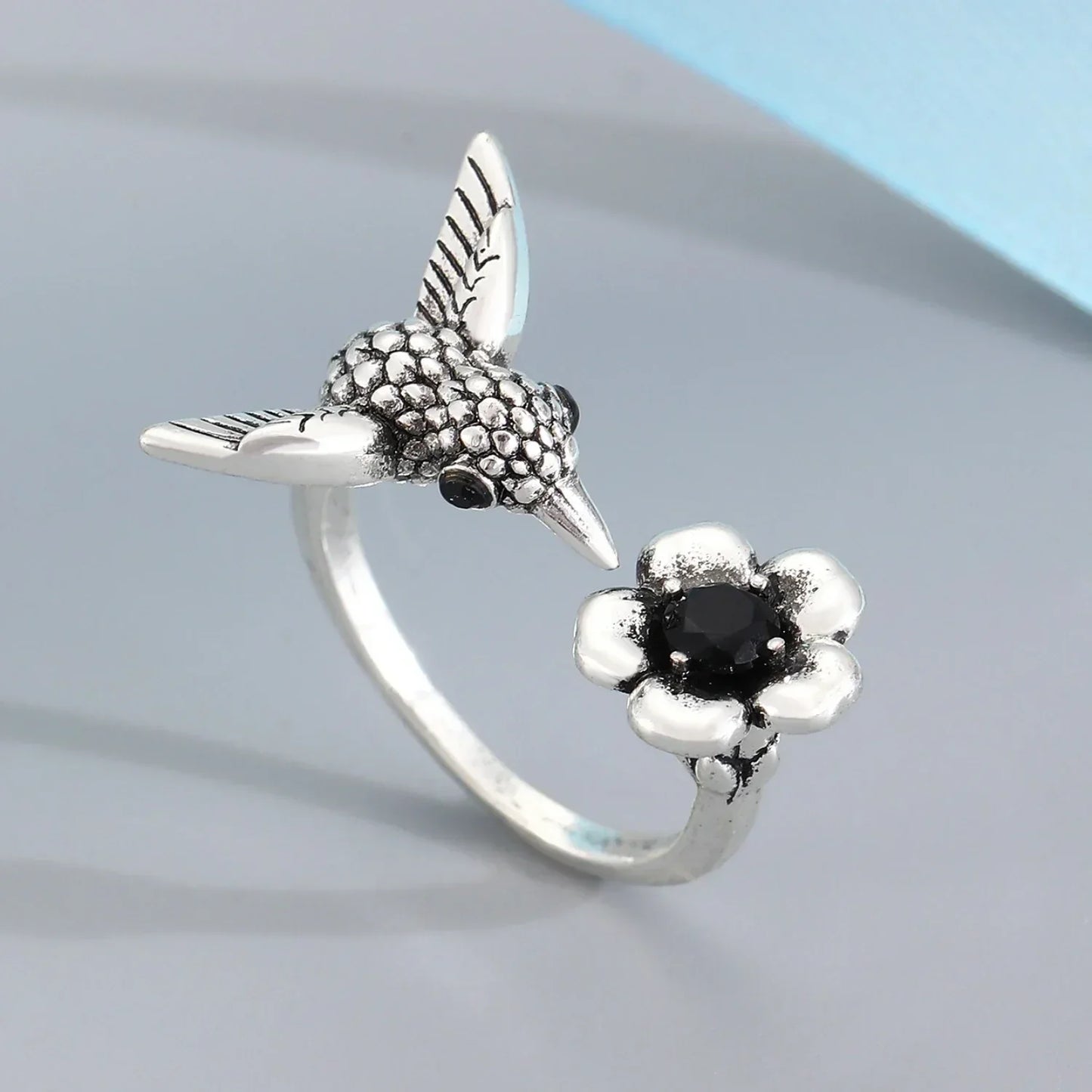 Kolibri- und Blumenring