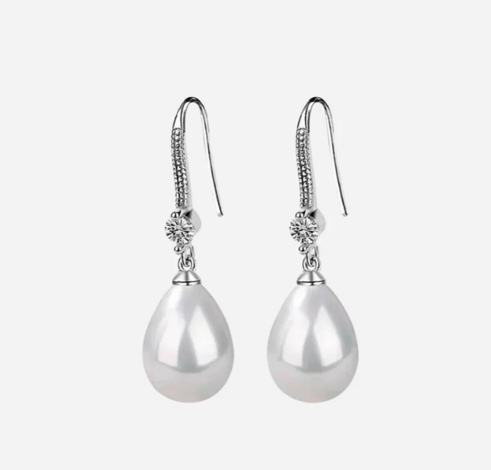 Elegante Süßwasserperlen Tropfen-Ohrringe mit funkelnden Zirkonia-Akzenten
