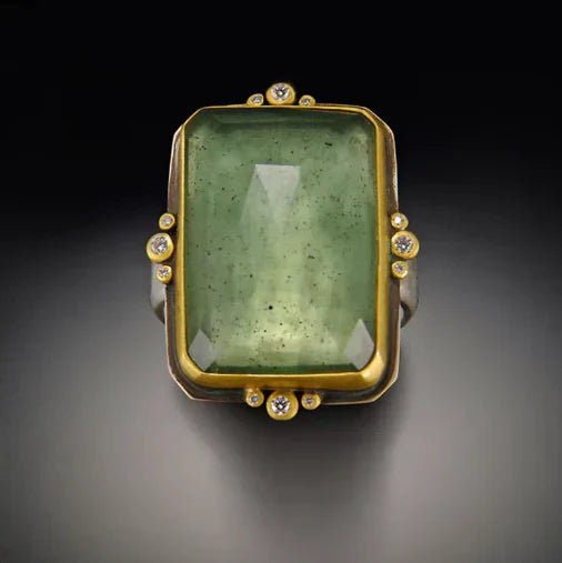 Quadratischer französischer Retro-Ring mit Kristall