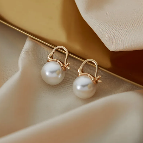 Elegante Perlenohrringe für Damen mit zeitlosem Design und luxuriösem Glanz