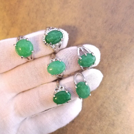 Ringset aus Naturstein