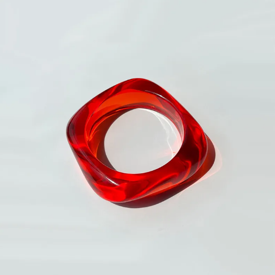 Modisches Harz-Acrylarmband, quadratisch, leuchtende Farben für Frauen