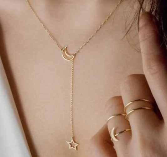 Zarte Y-Kette mit Mond- und Sternen-Anhänger