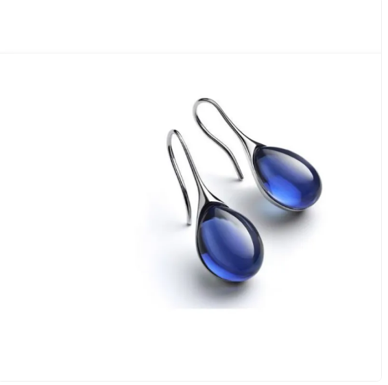 Elegante Ohrringe mit tropfenförmigen Cabochons in lebendigen Farben