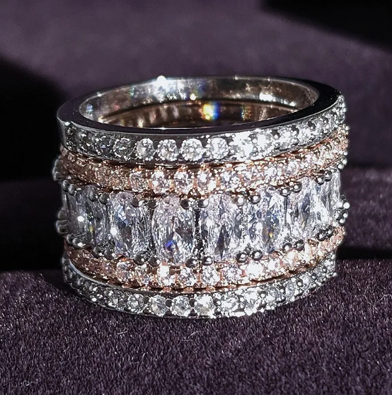 Schlichter Ring mit Stein für Damen