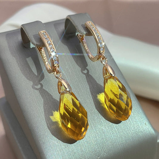 Elegante Zirkonia-Ohrringe mit facettierten gelben Kristall-Tropfen